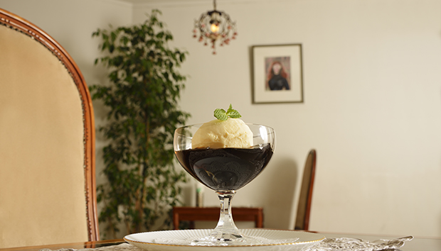 コーヒーパーラーヒルトップ レストラン バー 山の上ホテル